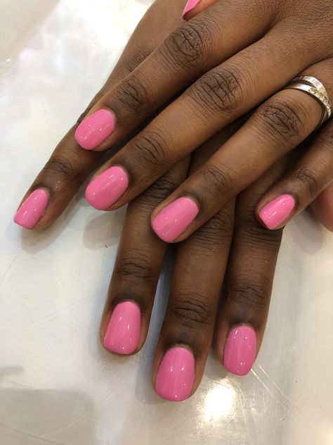 Pinky promise by dnd 💅🏽 #gelnails #dnd #gelmani #gelpolish #gelcolor @dndgel Dnd Gel Pink Colors, Dnd Pink Nail Colors, Dnd 644 Pinkie Promise, Dnd Pink Nails, Dnd Pink Glaze, Dnd Pink Gel Polish Colors, Natural Pink Nails Black Women, Short Manicured Nails, Bubble Gum Pink Nails