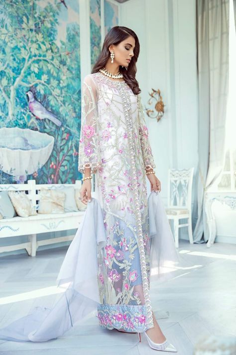 Stylish Pakistani Outfits, Republic Womenswear, Desi Dress, Simple Kurta Designs, Pakistani Wedding Outfits, Pakistani Dresses Casual, Open Jacket, Kurti Designs Party Wear, Pakistani Dress