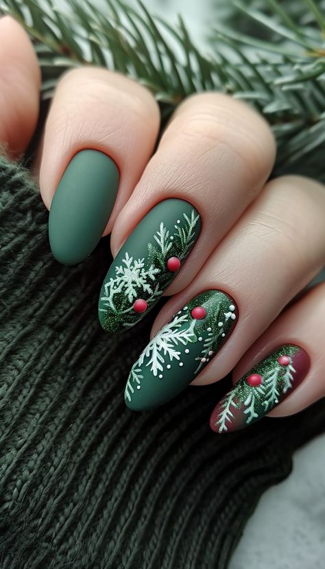 Holly Nails Design, Mistletoe Nails Christmas, Mistletoe Nail Design, Yule Nail Designs, Airbrush Christmas Nails, Short Holiday Gel Nails, Winter Fingernail Designs, Intricate Christmas Nails, Christmas Nails Abstract