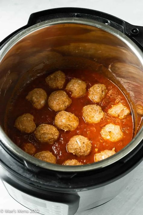 If you're on the hunt for easy instant pot recipes, look no further than this Instant Pot Meatball Recipe! These meatballs are juicy, flavorful, savory, and ready in a snap. Just make up the meat mixture, roll the balls, and the Instant Pot does the hard work for you! Save this meatball recipe on along with your other favorite Instant Pot meals today! #instantpotmeals #instantpotrecipes #easyinstantpotrecipes #instantpotmeatballs #meatballrecipe Instant Pot Meatball Subs, Instant Pot Meatballs Frozen, Meatballs In Instant Pot, Pressure Cooker Meatballs, Meatballs Instant Pot, Instant Pot Meatballs, Homemade Meatballs Easy, Ground Turkey Meatballs, Pork Hock