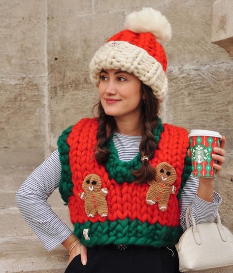 Christmas Sweater Outfits, Crochet Sweater Design, Crochet Tote Pattern, Christmas Sweater Dress, Felted Crochet, Crochet Bunny Pattern, Funny Christmas Sweaters, Diy Fashion Clothing, Holiday Crochet