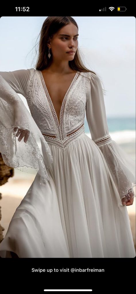 Boho Chic Wedding Dress, Beach Wedding Dress Boho, Summer Wedding Outfits, Boho Chic Wedding, Ivory Wedding Dress, Styl Boho, Boho Bride, Dresses To Wear To A Wedding, Wedding Dress Long Sleeve