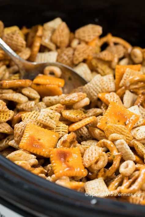 This slow cooker party mix recipe combines the traditional snack mix that we have enjoyed for years with an exciting new twist! It takes just minutes to prepare and cooks effortlessly in the Crock Pot for the perfect munchable mix! Original Chex Mix Recipes, Chex Mix Recipes Crock Pot, Chex Mix Crock Pot, Original Chex Mix, Party Mix Recipe, Chex Mix Recipe, Easy Snacks For Kids, Chex Mix Recipes, Party Appetizers Easy