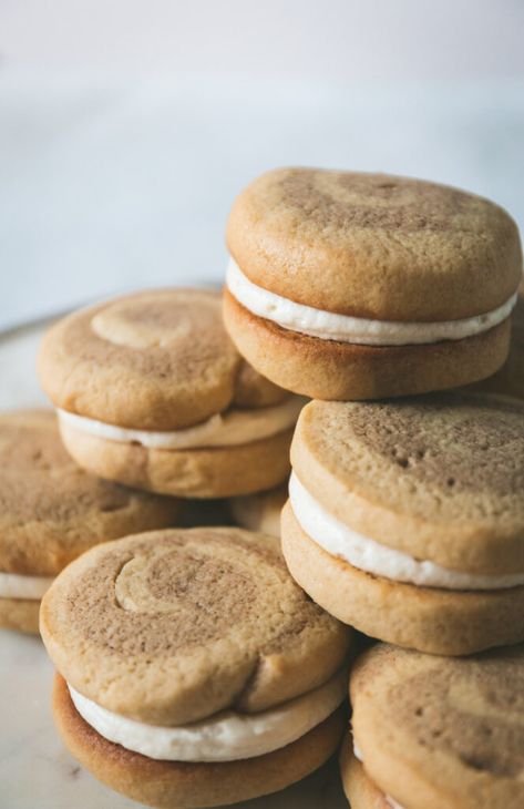 These Cinnamon Roll Cookie Sandwiches are chewy, soft and perfectly sweet! I've even made just the cookie with a glaze and it's perfection! Cinnamon Cookie Recipes, Cinnamon Cookies Recipes, Cookie Sandwich Recipes, Monster Cookies Recipe, Winter Baking, Cookie Sandwich, Cinnamon Roll Cookies, Cookie Sandwiches, Cinnamon Cookies