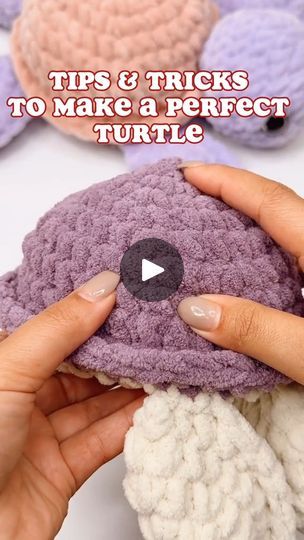 Crochet Turtles, Turtle Crochet, Tutorial Amigurumi, Handmade Plushies, Crochet Turtle, Cute Diy, Crochet Lovers, Crochet Instructions, Ideas Crochet