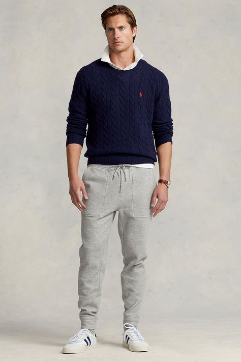 Sweater And Sneakers Outfit, Outfit With Grey Sweatpants, How To Style Sweatpants, Gray Sweatpants Outfit, Mens Grey Sweatpants, Sweatpants And Sweater, Blue Flannel Shirt, Sweatpants Outfits, Polo Shirt Outfits