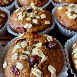 Healthy Pumpkin Cranberry Muffins Muffins With Oats, Dessert Muffins, Pumpkin Cranberry Muffins, Cranberry Recipes Muffins, Recipes Muffins, Pumpkin Cream Cheese Muffins, Cranberry Muffins, Pumpkin Cranberry, Bran Muffins