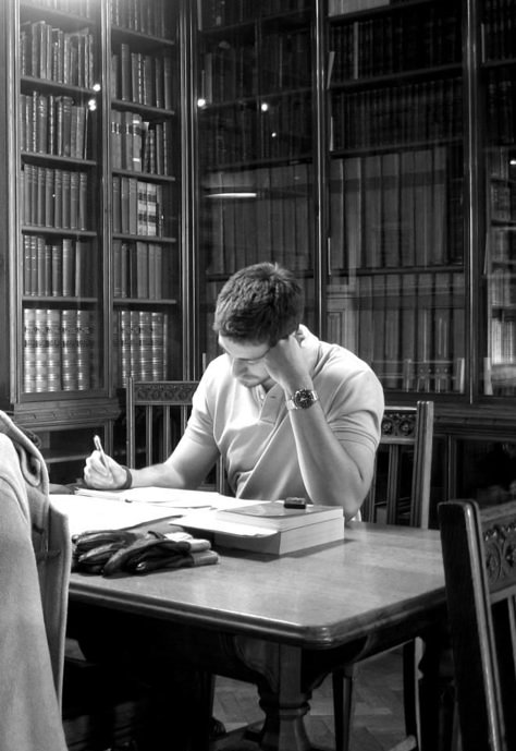 J.Mills - Self-portrait at the John Rylands library, Manchester. 2008 Recipe Book Aesthetic, Mens Study, Business Man Photography, Library Photo Shoot, Scholar Aesthetic, Dark Room Photography, Men's Study, Study Book, Library Aesthetic