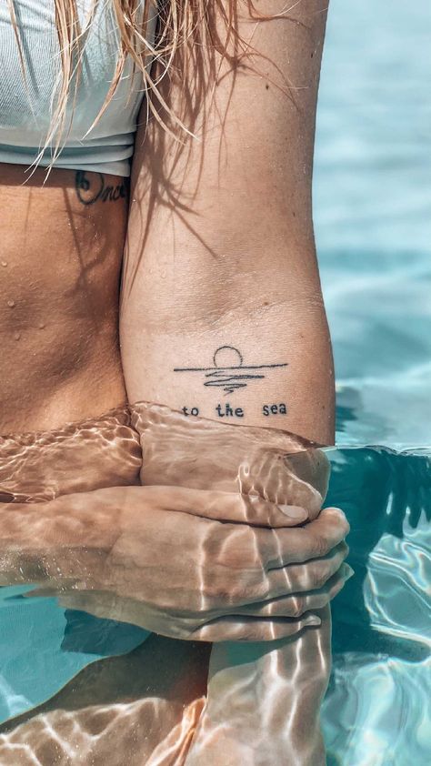 Female Ocean Tattoo, Small Tattoos For Beach Lovers, Arm Tattoos For Women Ocean, The Ocean Is Calling Tattoo, Tattoo Ideas Female Ocean Theme, Ocean Tatoos Woman, Small Tattoo Ocean, Tattoo Ideas Beach Theme, Unique Ocean Tattoos For Women