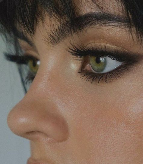 ITALIAN GIRL MAKEUP Maquillage On Fleek, Concert Makeup, Smink Inspiration, Beauty Make-up, Makijaż Smokey Eye, Edgy Makeup, Makeup Eye Looks, Eye Makeup Art, Makeup Pictures