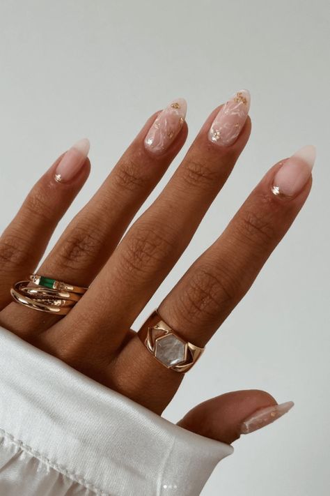 20 Aesthetic Nail Art Designs to Try This Fall Cute Pink Nails, Vibrant Nails, Cute Summer Nails, Wedding Nails For Bride, Pearl Nails, Bride Nails, Winter Nail Designs, Bridal Nails, Nail Art Summer