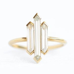 Hexagonal Diamond Ring, Three Diamond Ring, Hexagon Diamond Ring, Flawless Diamond, Hexagon Diamond, Unique Diamond Rings, Unique Diamonds, Rose Yellow, Shiny Things