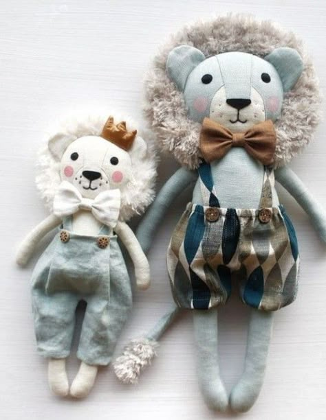 Wild Animal Toys, Cloth Toys, Handmade For Kids, Toddler Projects, Lion Birthday, Make Doll, Soft Sculpture Dolls, Teddy Toys, Diy Bag Designs