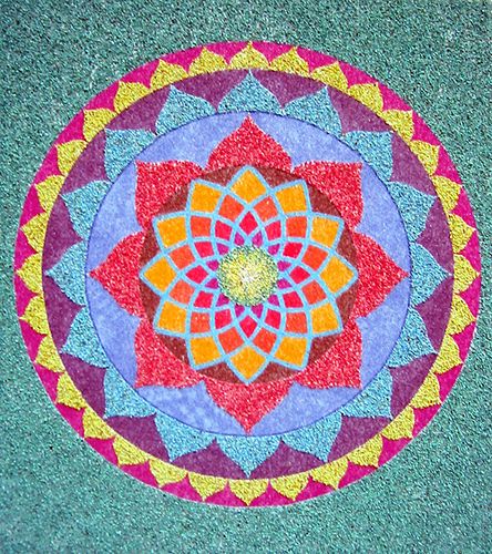 272 × 241 × 2 mm Color Sand Art Sand Mandala, Color Sand, Sand Art, Beach Mat, Outdoor Blanket, Color, Art, Mandalas