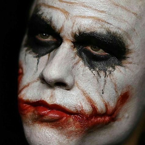 Heath Ledger Joker Makeup, Joker Ledger, Bane Dark Knight, Joker The Dark Knight, The Dark Knight 2008, Joker Dark Knight, Joker Clown, Joker Halloween, Joker Makeup