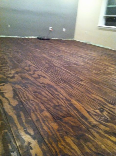 Bohall Blessings: Plywood Floor DIY Burnt Plywood Floor, Stained Plywood Floors, Outdoor Vinyl Flooring, Plywood Flooring Diy, Plywood Plank Flooring, Painted Hardwood Floors, Stained Plywood, Museum Flooring, Plywood Floors