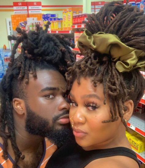 P i n♡︎ : maddiepostedthatシ Black Relationship Goals, Black Love Couples, Couples Vibe, Black Couples Goals, Skater Girls, Locs Hairstyles, Black Culture, Beautiful Couple, Couple Aesthetic