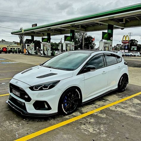 2014 Ford Focus St Modified, Ford Focus St Modified, Ford Focus Rs Modified, Ford Fiesta Modified, Mustang Car Aesthetic, Ford St, Ford Focus Hatchback, 2024 Ford Mustang, Ford Focus Sedan