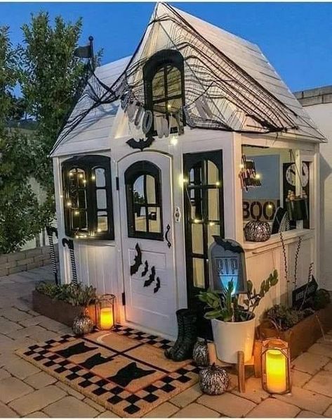 Nature Playhouse, Playhouse Decor, Playhouse Makeover, Playhouse Ideas, Build A Playhouse, Playhouse Outdoor, Diy Halloween Decor, Kids Playhouse, Halloween Home