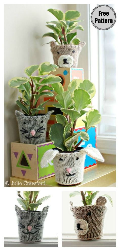 Animal Flower Pot Cozy Free Knitting Pattern #freeknittingpattern  #easyknittingpatterns  #catpattern  #dogpattern Diy Plastic Bottle, Plant Pot Covers, Knit Basket, Knitting Patterns Toys, Thread & Yarn, Knitted Animals, Knitted Flowers, Easy Knitting Patterns, Beautiful Knitting