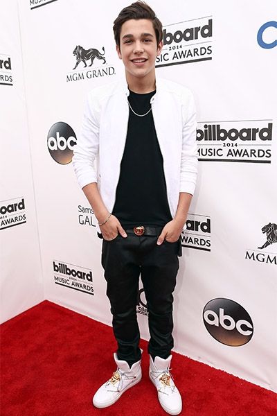 Billboard Music Awards Red Carpet, Carter Reynolds, Taylor Caniff, Stylish Celebrities, Austin Mahone, Cameron Dallas, Billboard Music, Emo Guys, Big Sean