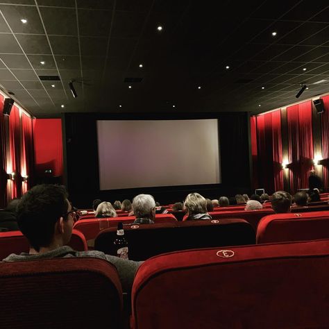 Watching Mary Poppins with the family . . . #marypoppins #marypoppinsreturns #cinema #theatre #stratforduponavon #everyman #everymancinema… Everyman Cinema Interior, Everyman Cinema, Cinema Theatre, Stratford Upon Avon, Movie Theaters, Mary Poppins, Every Man, Movie Theater, Cinematography