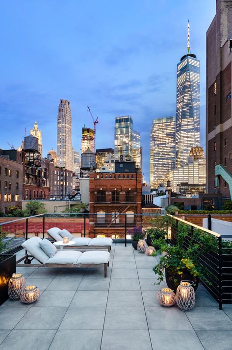 A Sprawling TriBeCa Penthouse - The New York Times Penthouse Garden, Tribeca Penthouse, Dream Penthouse, Penthouse Aesthetic, Appartement New York, Room Decor Ideas Diy, Romantic Hotel Rooms, Apartment Rooftop, Diy Room Decor Ideas