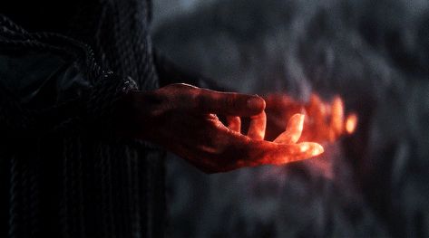 Yennifer from The Witcher Fogo Gif, Red Hands, Magic Aesthetic, Magic Powers, Aesthetic Gif, Story Inspiration, Scarlet Witch, Book Inspiration, Character Aesthetic