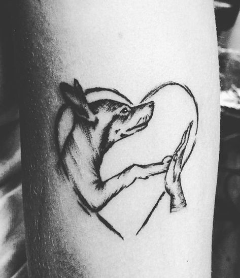 Min Pin Tattoo, Animal Thigh Tattoo, Cool Tattoos For Women, Cool Aesthetic Tattoos, Nails 2023 Pedicure, 2023 Pedicure, Girl Thigh Tattoos, Tattoos Dog, Mama Tattoo