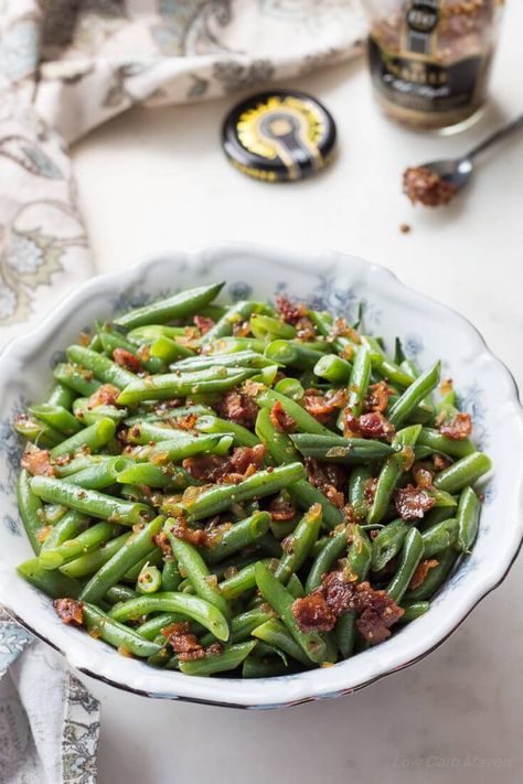 Sweet and Sour German Green Beans with Bacon and Onions https://www.lowcarbmaven.com/sweet-and-sour-german-green-beans-bacon-onions/ German Green Beans, Thanksgiving Side Dishes Crockpot, Green Bean Recipe, Easy Holiday Side Dishes, Low Carb Side, Beans With Bacon, German Food Authentic, Green Beans With Bacon, Bean Recipe