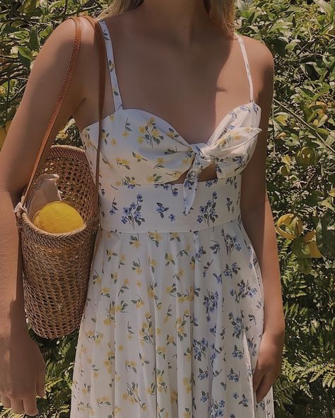 Aes. #aesthetic #lemonmeringue #lemon #girlboss Lemon Dress Aesthetic, Susannah Fisher Outfits, Spring In Greece Outfits, Susannah Fisher Aesthetic, Lemon Meringue Aesthetic, Meringue Aesthetic, Susannah Fisher, Girl Hobbies, European Closet