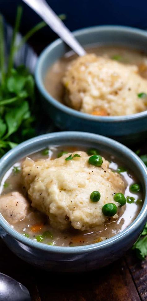 Easy 30 minute Chicken and Dumplings is the perfect soup for dinner! This is a lower calorie chicken and dumplings recipe that's full of flavor! Soup For Dinner, Minute Chicken, Low Calorie Chicken, Homemade Chicken And Dumplings, Crazy For Crust, Dumplings For Soup, Dumplings Recipe, Easy Chicken Dinner Recipes, Savoury Recipes