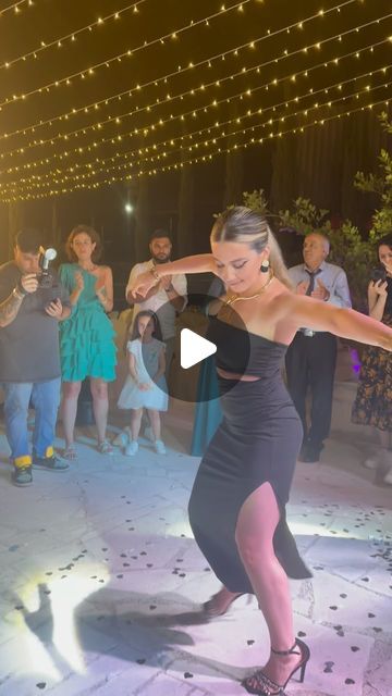 Greek Gateway 🇬🇷 on Instagram: "🇬🇷❤️ Wow! When Greek women can dance a beautiful Zeibekiko! Opa! Video by @theanwgarcia #greece #greek #greeks #greekmusic #greekdance #greeksummer #greecetravel #greekgirl #athens #athensgreece" Greek Dancing, Greek People, Greek Women, Greek Music, September 2024, Athens Greece, Fashion Mistakes, Greece Travel, 10 Pounds