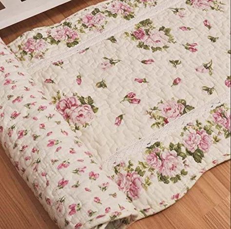 Pattern Bedroom, Shabby Chic Rug, Floor Rugs Bedroom, Shabby Chic Decor Bedroom, Rustic Rose, Washable Bathroom Rugs, Chic Bedroom Decor, Roses Pattern, Casa Vintage