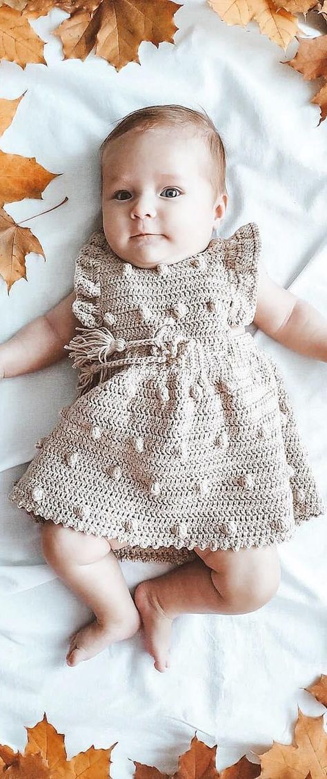 baby jumpsuit; baby jumpsuit pattern; baby jumpsuit girl; baby jumpsuit pattern free; baby jumpsuit crochet pattern; Jumpsuit Pattern Free, Baby Jumpsuit Pattern, Newborn Dress, Crochet Newborn, Baby Overall, Crochet Baby Girl, Baby Dress Patterns, Baby Clothes Patterns, Haken Baby