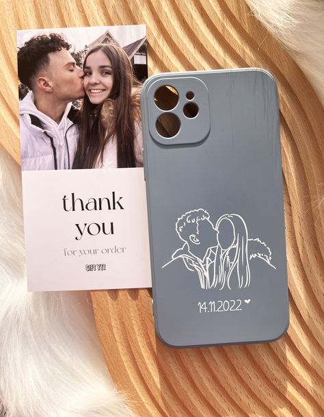 Custom Line Art Phone Case Couple Phone Cases Pictures, Customised Gifts For Him, Line Art From Photo, Aesthetic Phone Case Design, Phone Case Couple, Custom Phone Cases Ideas, Couple Phone Cases, Digital Sketching