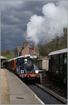 Village Train Station, Bluebell Railway, Railway Photography, Cottage Village, Village School, Farm Village, Train Photos, Village Wedding, Victorian Vampire