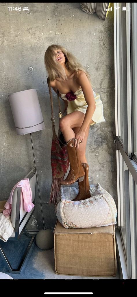 Fringe Aesthetic, Vintage Cowgirl Aesthetic, Fringe Boots Outfit, Western Aesthetic Outfits, Country Aesthetic Outfit, Aesthetic Honey, Wildflower Dress, Summer Boots Outfit, Fringe Clothing