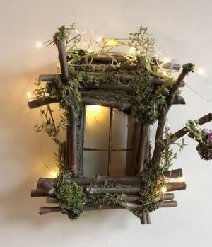 Fairy Window, Fairy Bedroom, Fairy Room, Fairy Garden Crafts, Fairy Furniture, Fairy Tree, Fairy Crafts, Cicely Mary Barker, Window Seal