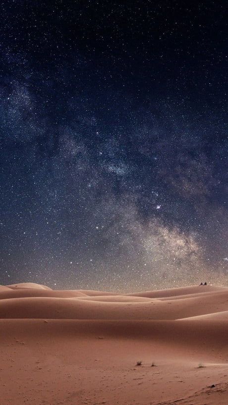 Desert nightsky Desert Pictures, Desert Aesthetic, Nature Photography Tips, Desert Photography, Picture Wallpaper, Night Sky Wallpaper, Trees Forest, Forest Road, Wallpaper Bts