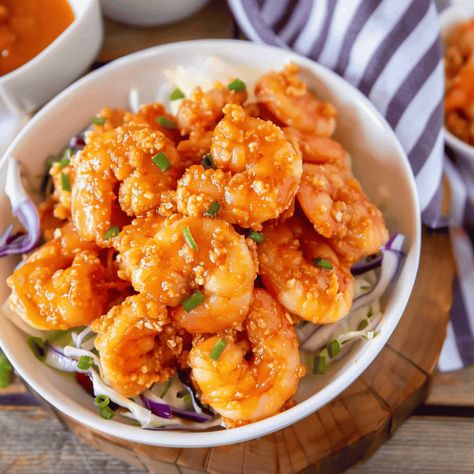 Dynamite Shrimp - Recipes, Tasks & Tools Dynamite Shrimp Recipe, Shrimp Dynamite, Dynamite Shrimp, Crispy Shrimp, Shrimp Recipe, Fried Shrimp, Spicy Sauce, Perfect Appetizers, Creamy Sauce