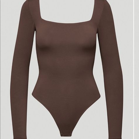 Babaton Contour Longsleeve Bodysuit Babaton Contour Bodysuit, Aritzia Long Sleeve Bodysuit, Aritzia Contour Bodysuit, Aritzia Babaton Bodysuit, Aritzia Babaton Contour, Babaton Contour Bodysuit Outfit, Aritzia Bodysuit Outfit, Brown Bodysuit Outfit, Aritzia Bodysuit