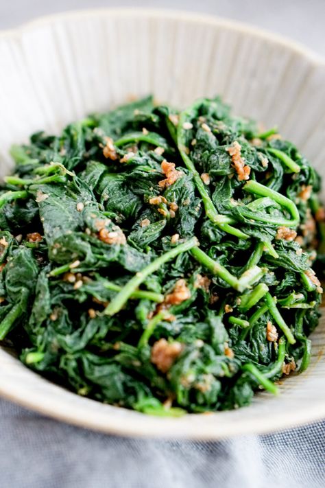 Japanese Salad Recipes, Sesame Spinach, Japanese Spinach, Spinach Appetizers, Baby Spinach Recipes, Spinach Side Dish, Boiled Spinach, Japanese Salad, Japanese Dinner