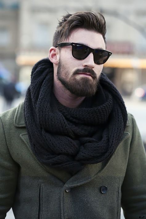 Classic Boxed Beard with short hair Modern Beard Styles, Bart Styles, Dandy Look, Best Mens Sunglasses, Patchy Beard, Beard Styles Short, Mens Fashion Swag, Best Beard Styles, Punk Looks