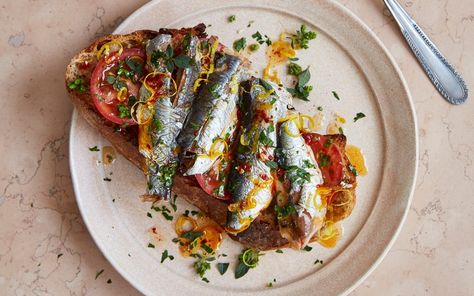 Sardines On Toast Recipe, Sardine Recipes Canned, Sardine Toast, Sardine Recipes, Tinned Fish, On Toast, Yummy Lunches, Toast Recipes, Fish Recipes