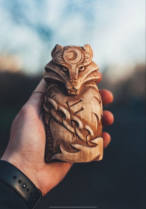 Wooden carving carved animal Art Sculpture En Bois, Arte Viking, Fenrir Wolf, Bracelet Viking, Wood Carving Designs, Wooden Statues, Viking Art, Wood Carving Patterns, Wooden Figurines