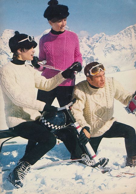 vintage ski sweater from 1971 Spinnerin Yarn "On The Slopes" pattern Book Apres Ski Outfits, Apres Ski Style, Ski Vintage, Apres Ski Party, Ski Bunnies, Retro Ski, Snow Angel, Slim Aarons, Ski Sweater