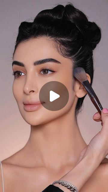 Hd Makeup Looks, Hd Makeup, Makeup Mistakes, Skin Foundation, Make Up For Ever, Face Makeup, Makeup Looks, Foundation, Skin