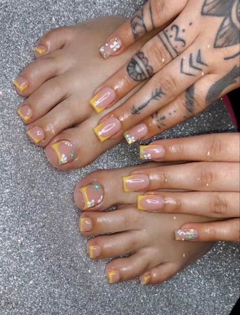 Matching Finger And Toe Nails, Nails Matching, Matching Nails, Bad Nails, Fake Nails Long, Gel Toe Nails, Acrylic Toe Nails, Acrylic Toes, Hello Nails