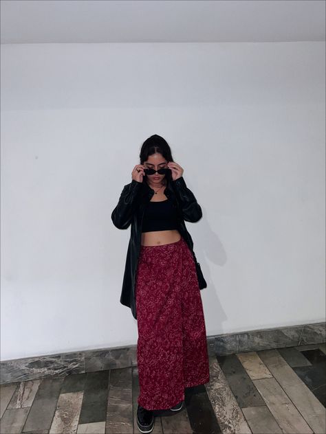 Long Red Skirt Outfit Winter, Red Skirts Outfits, Dark Red Skirt Outfit, Red Skirt Outfit Fall, How To Style Red Skirt, Long Red Skirt Outfit, Red Skirt Outfit, Long Skirt Outfits Aesthetic, Red Skirt Outfits